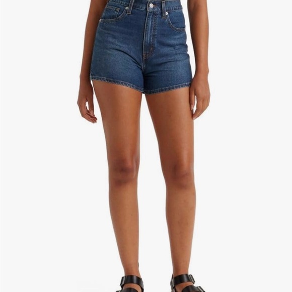 Levi's Women's High Waisted Mom Shorts - Cool Places to Go - Picture 2 of 5